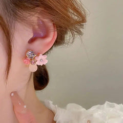 AESTHETIC FLORAL STUDS SPARKLES