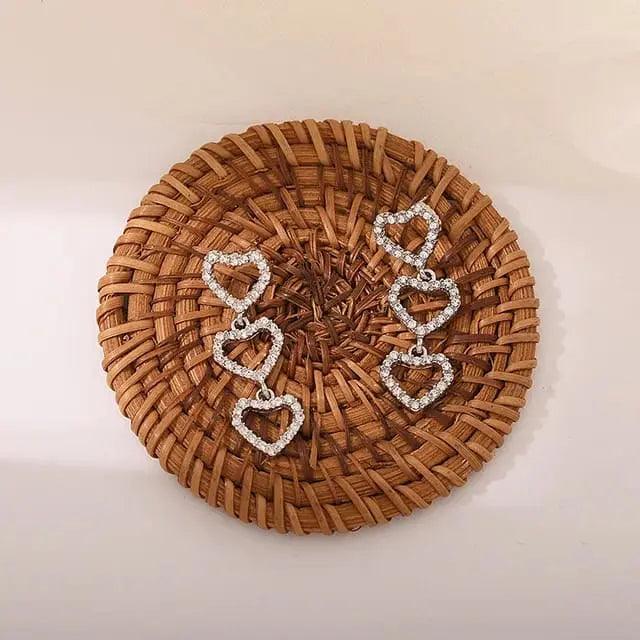 TRENDY HEART EARRINGS SPARKLES