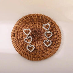 TRENDY HEART EARRINGS SPARKLES