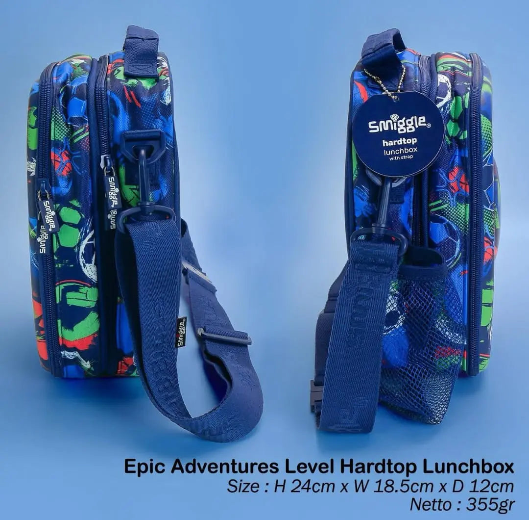 SMIGGLE FOOTBALL LUNCH BAG SPARKLES