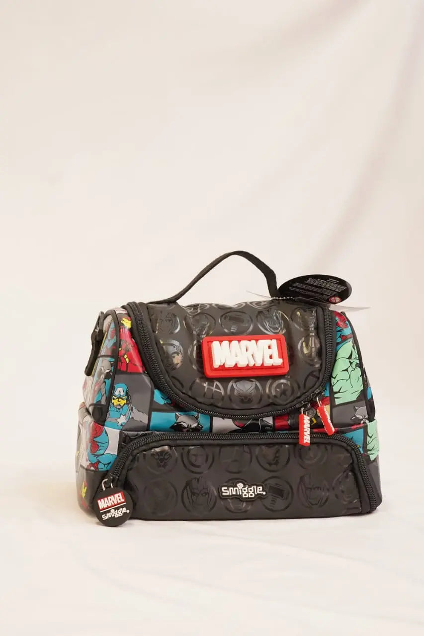 SMIGGLE MARVEL LUNCH BAG SPARKLES