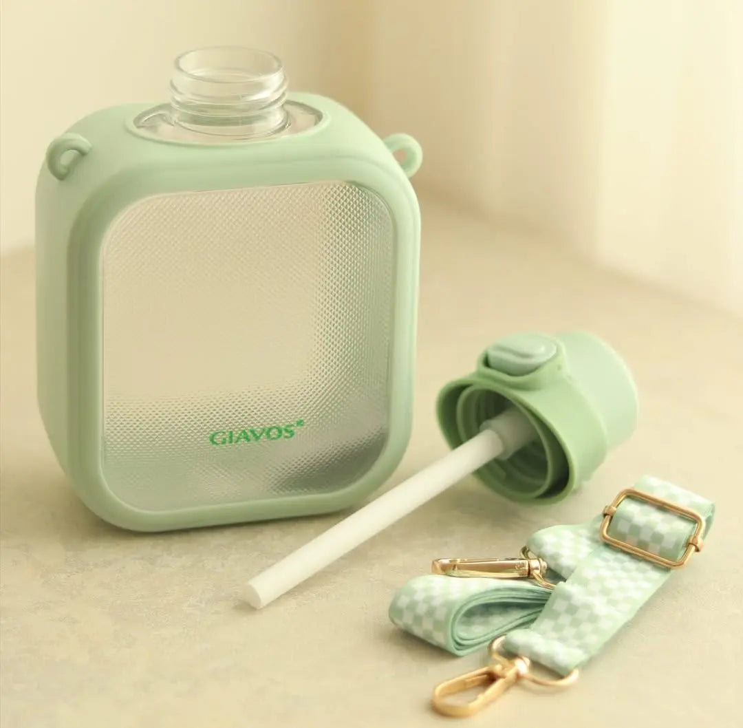 TRENDING GIAVOS SIPPER SPARKLES