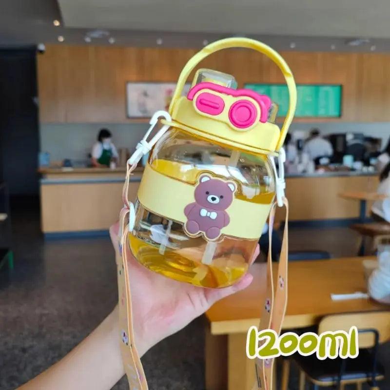 TRENDING BEAR WATER BOTTLE SPARKLES