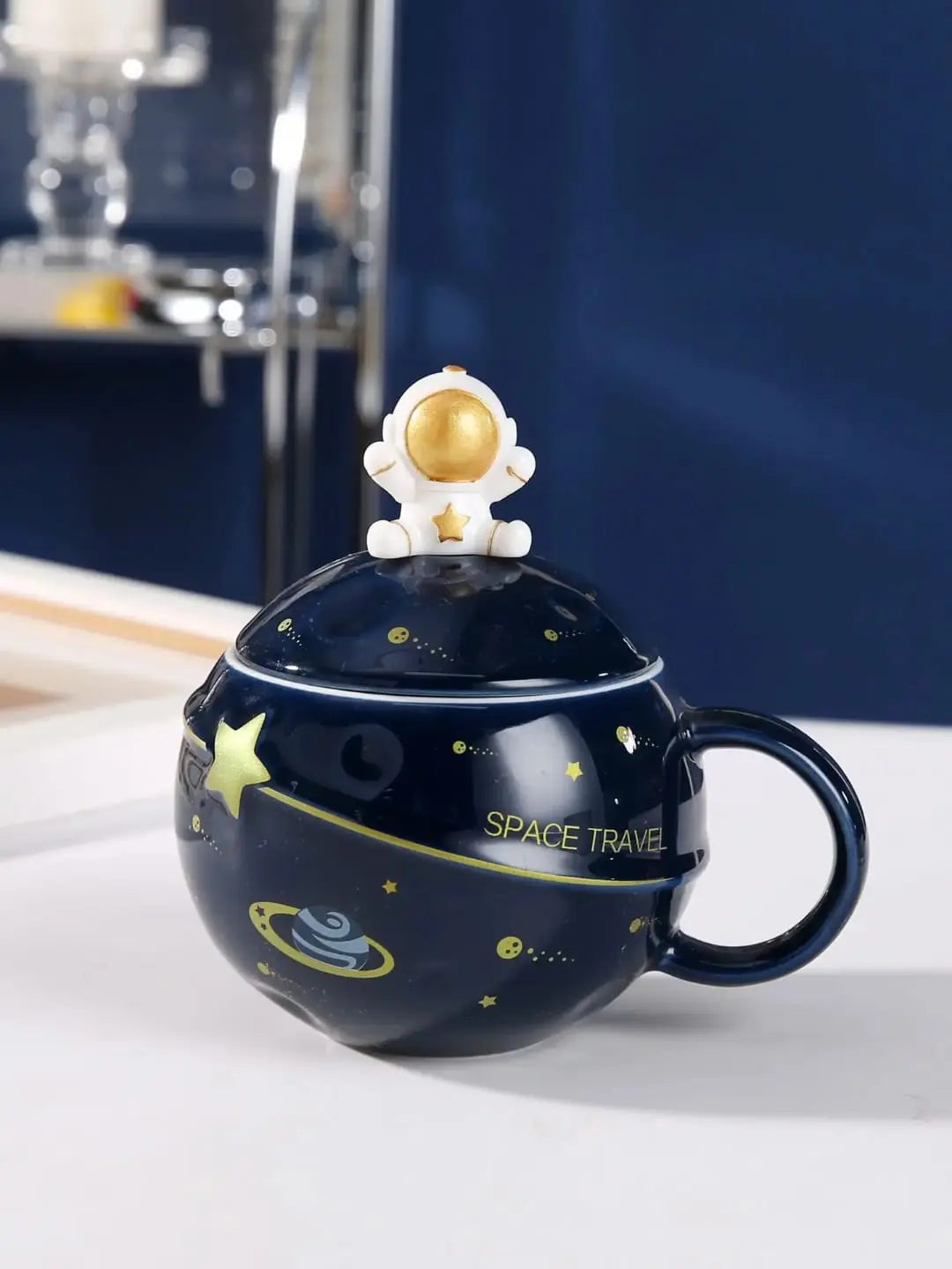 CERAMIC ASTRONAUT MUG SPARKLES