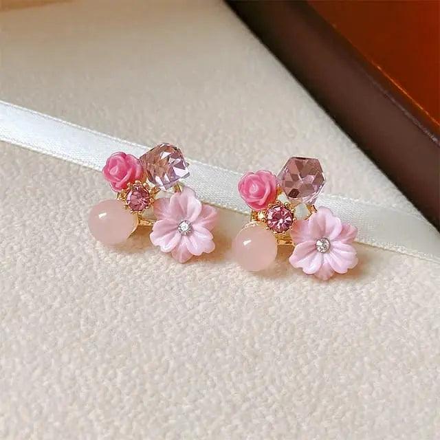 AESTHETIC FLORAL STUDS SPARKLES