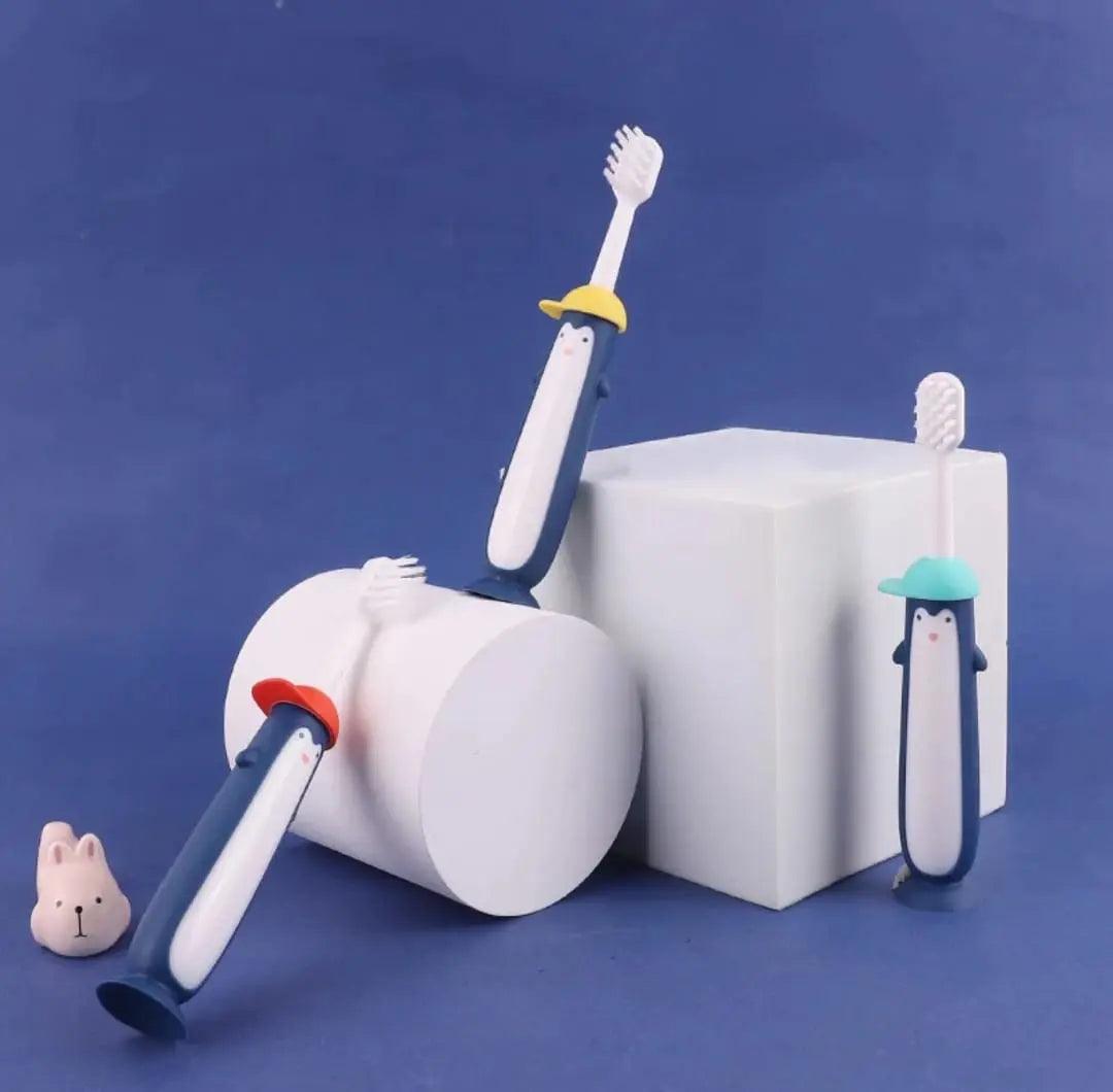 ADORABLE PENGUIN TOOTHBRUSH SPARKLES