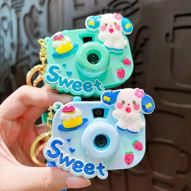 ADORABLE PROJECTOR CAMERA KEYCHAIN SPARKLES