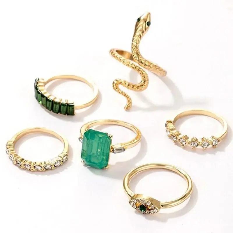 6 X LUXURIOUS EMERALD RINGS SET SPARKLES