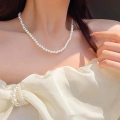ROYAL PEARL NECKLACE SPARKLES