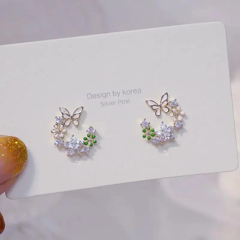 EXQUISITE BUTTERFLY STUDS SPARKLES