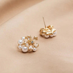 LUXE FLORAL STUDS SPARKLES