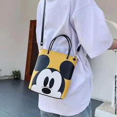 LEATHER SLING BAG
