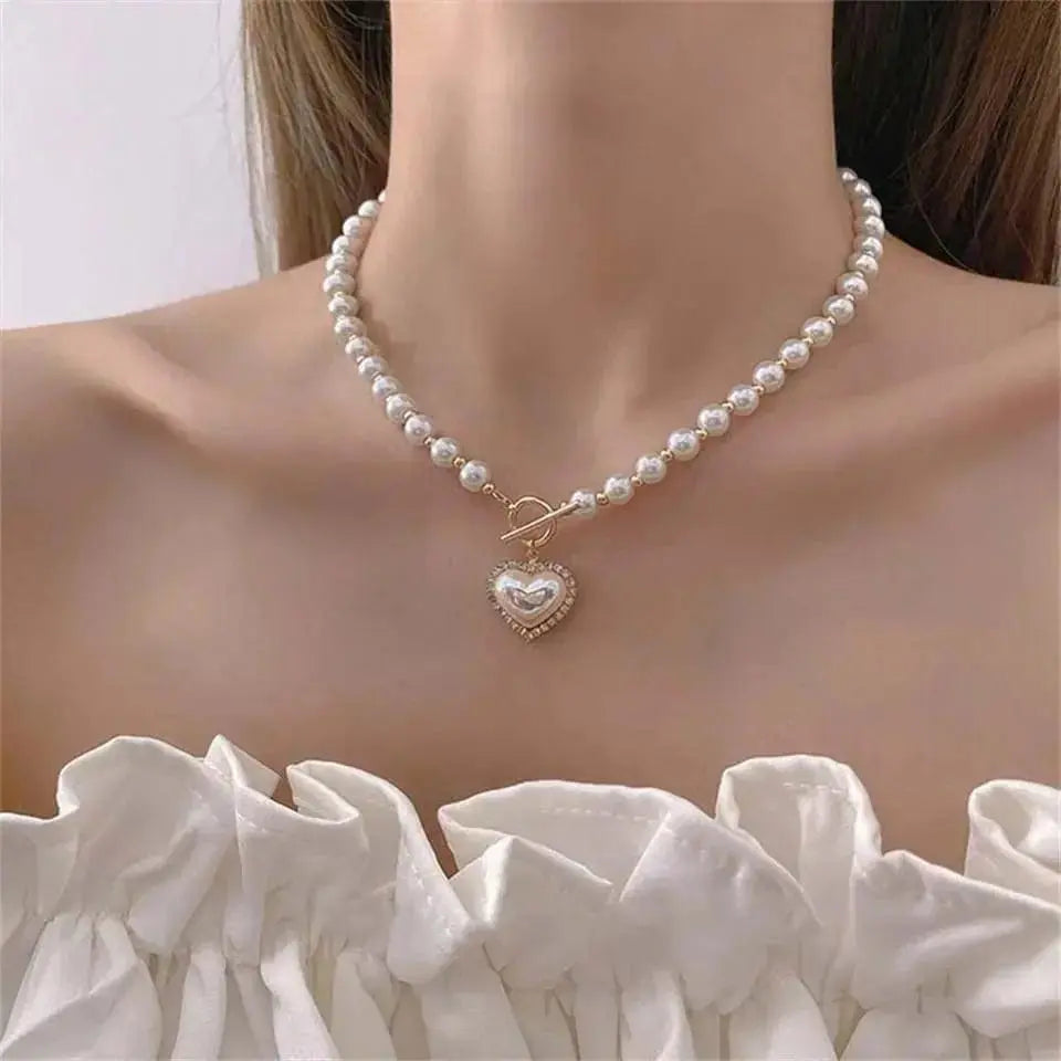 VINTAGE PEARL CHOKER NECKLACE SPARKLES