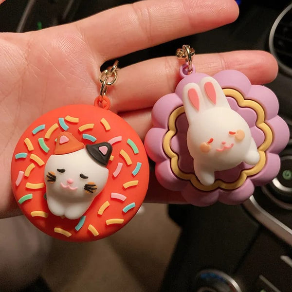 ADORABLE CHARACTER KEYCHAIN