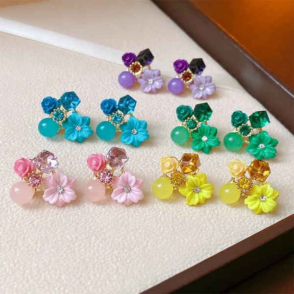 AESTHETIC FLORAL STUDS