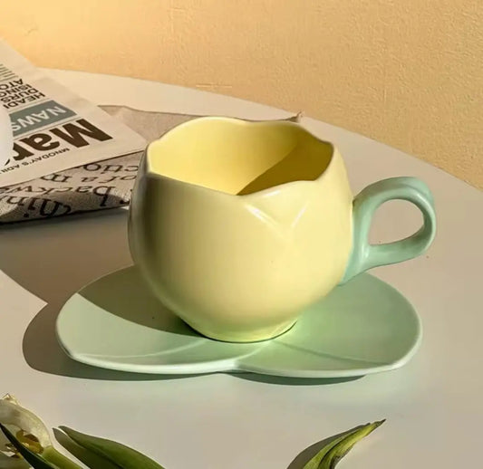 TULIP COFFEE CUP SAUCER SPARKLES