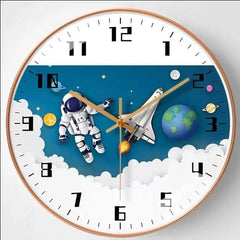 CLASSIC ASTRONAUT CLOCK