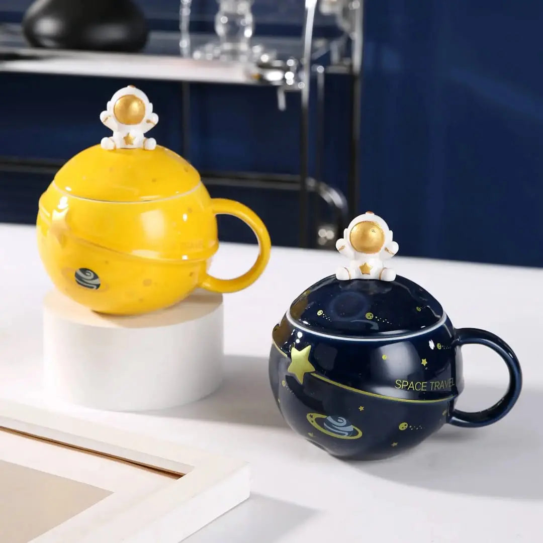 CERAMIC ASTRONAUT MUG SPARKLES