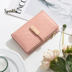 CLASSIC LEATHER WALLET