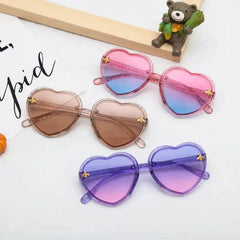 TRENDY HEART SUNGLASSES