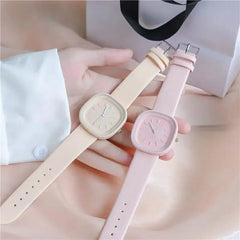 TRENDING SQUARE WATCH
