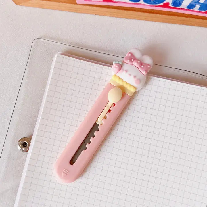 KAWAII CARTOON CUTTER SPARKLES