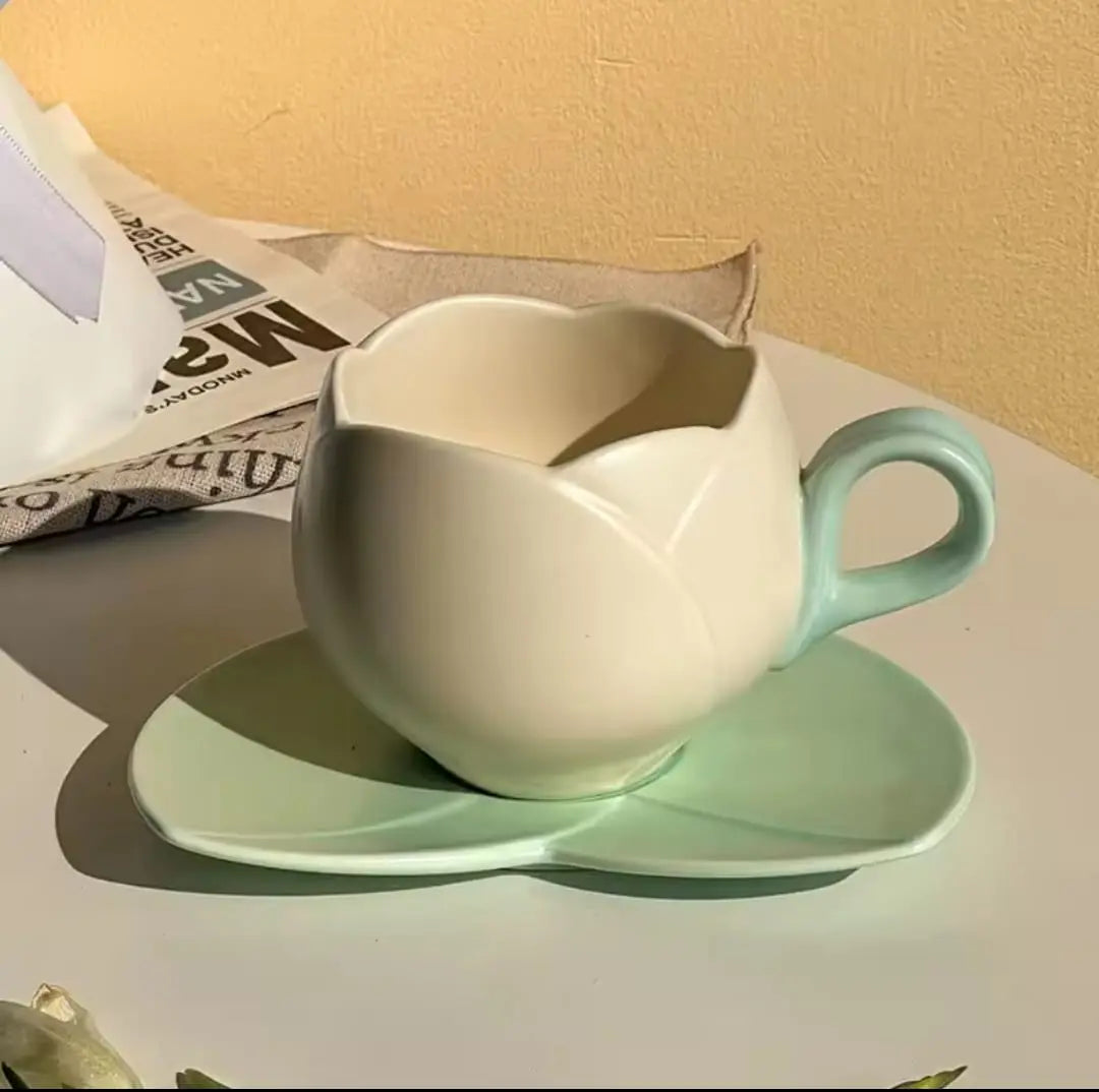 TULIP COFFEE CUP SAUCER SPARKLES