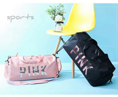 P I N K TRAVEL BAG