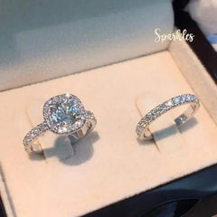 LUXURY SILVER  RING SPARKLES